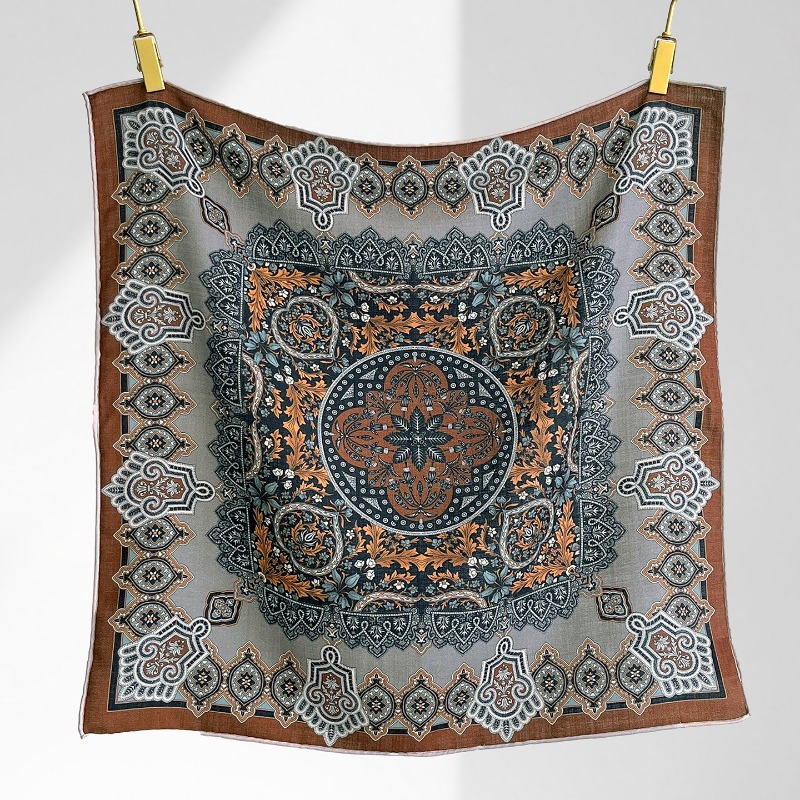 Central Compass Persian Floral - Shawl Wrap Winter recension och pris